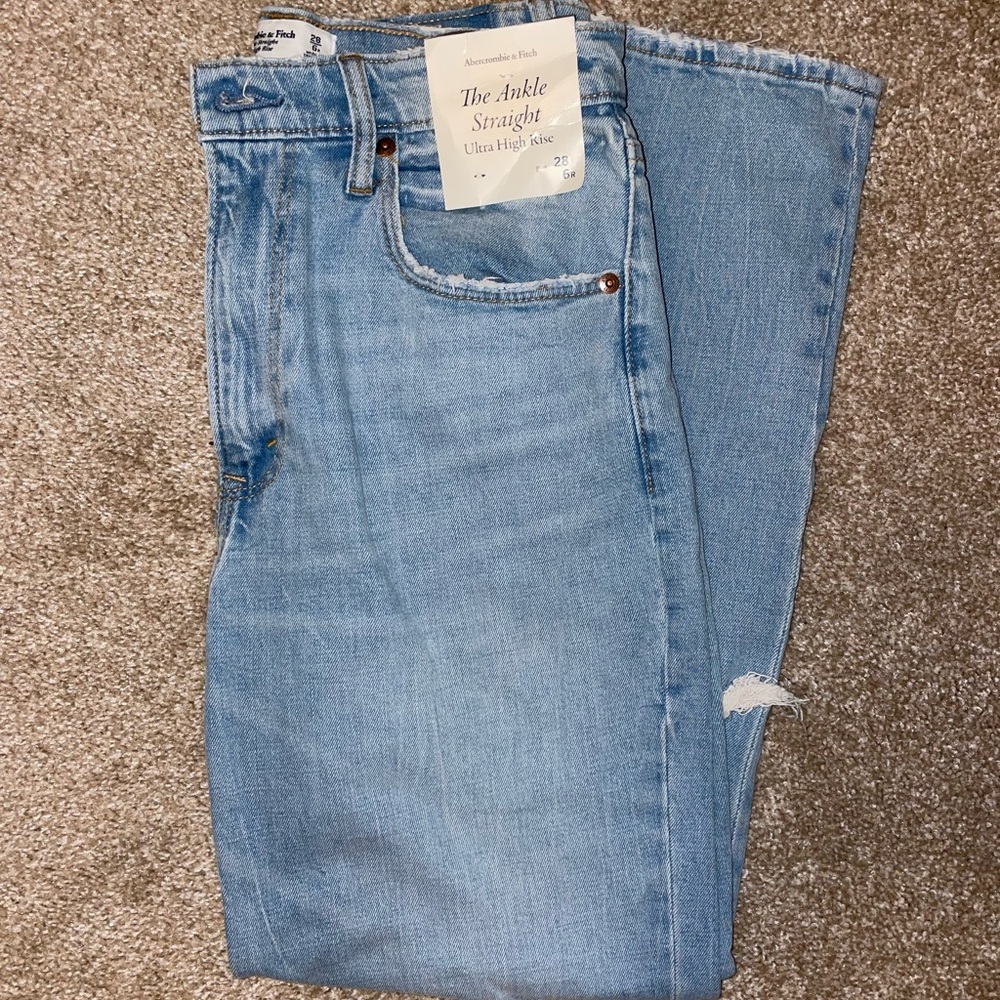 Abercrombie Ultra High Rise Ankle Straight Jeans